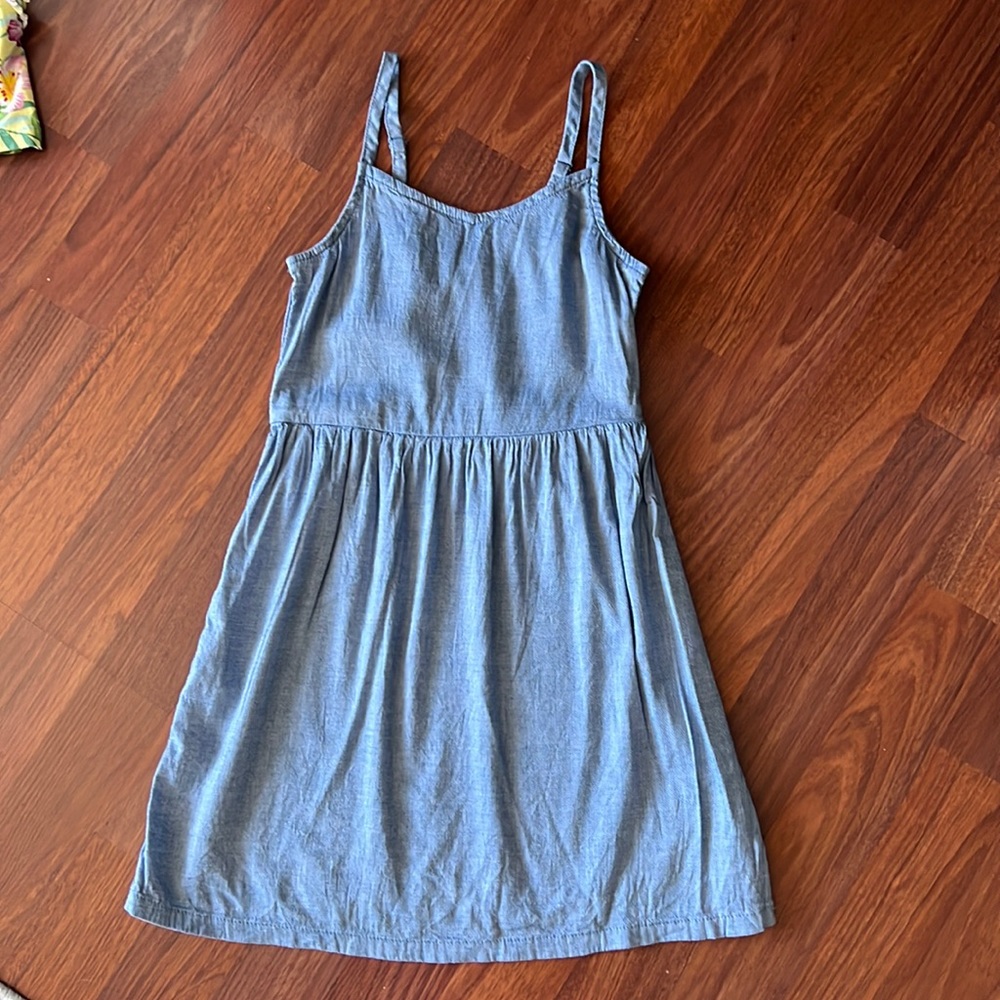 Super cute chambray blue dress Old navy (xs)